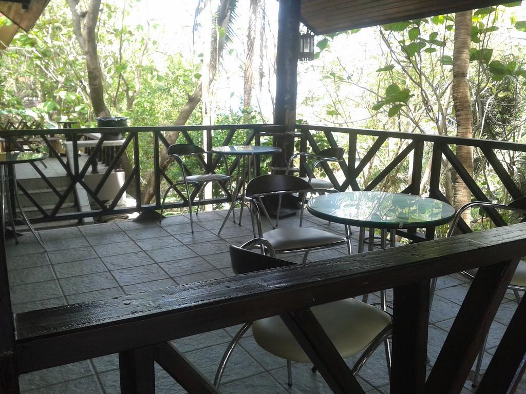 Jungle Gym Hotel Haad Rin Esterno foto